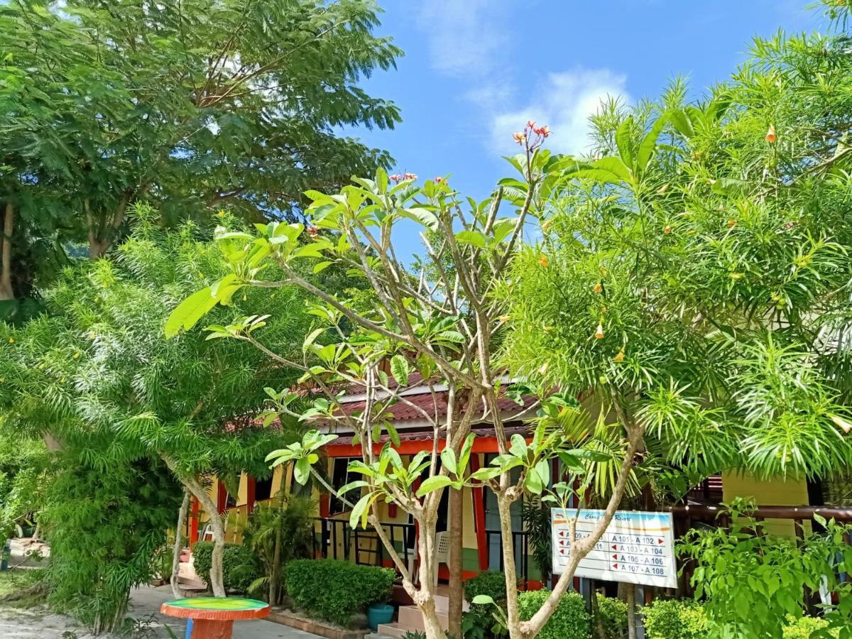 Chongkhao Resort- Phi Phi Island Exteriör bild